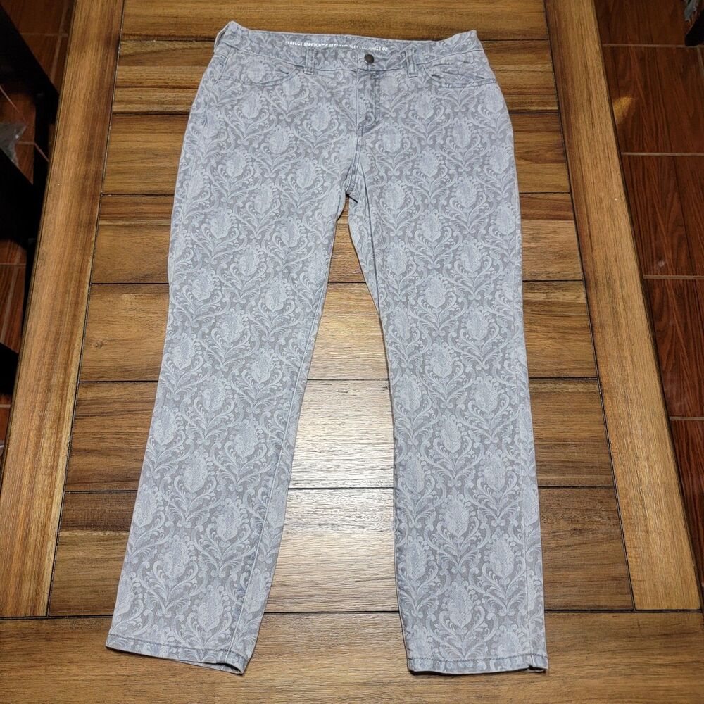 Chico's Perfect Stretch Girlfriend Slim Leg Grey Damask Print Pants - Size 00